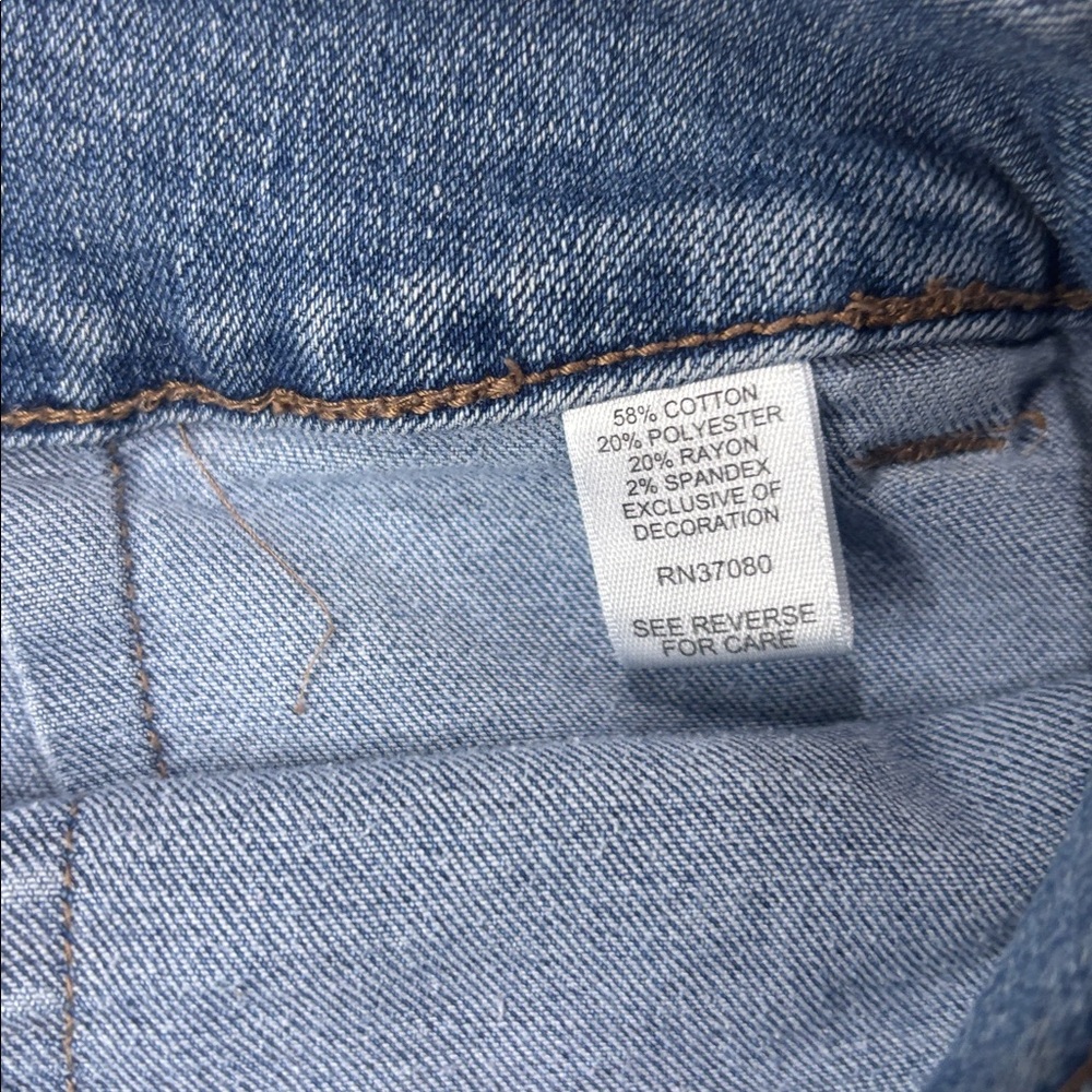 EST . 1946 Denim 
Size 12 
Waist 16 Length 24 
Excellent condition - Picture 8 of 11